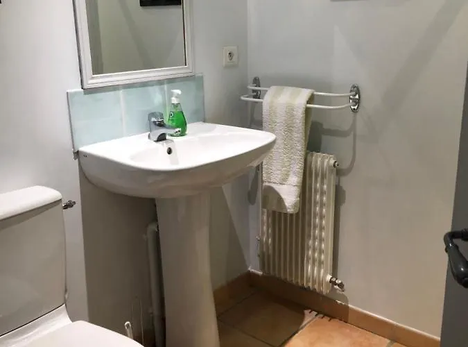 The Courtyard * Castres (Tarn)