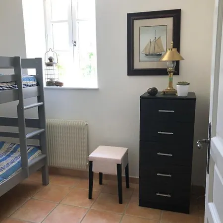 The Courtyard Holiday home